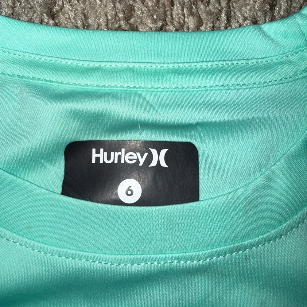 Hurley Rash Guard Set - Picture 3 of 9